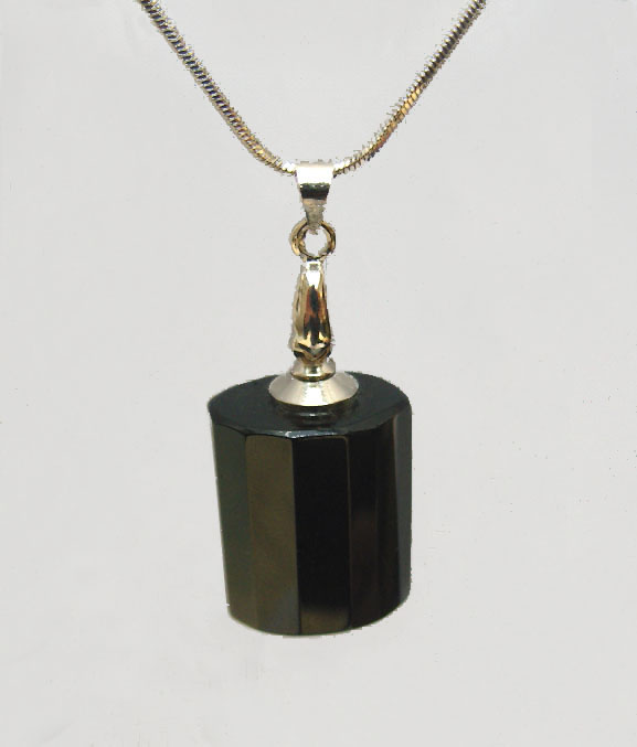 Vampire Perfume Pendants Black(with the necklace chains)