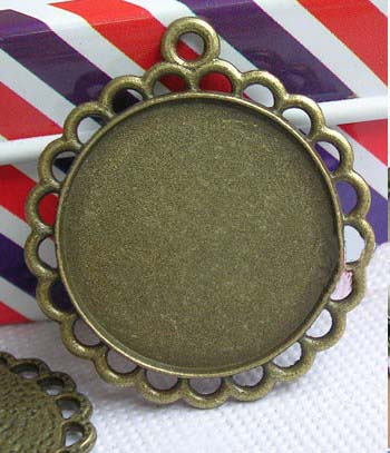 Bronze Wavy Edge Circle Photo Jewelry Pendant Blank (20MM inside,sold in per package of 150pcs)