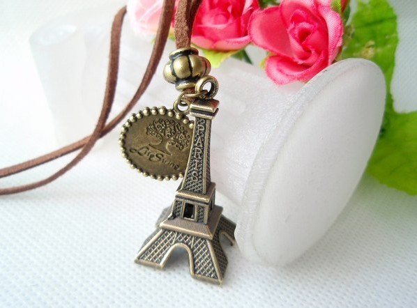 Leather Necklace Eiffel Tower (Sold in per package of 40pcs)