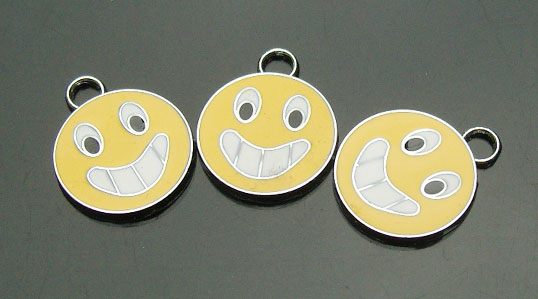 Smiley(Sold in per package of 25 pcs)