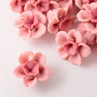 13MM Pink FIMO Flowers (Sold in per package of 40pcs)