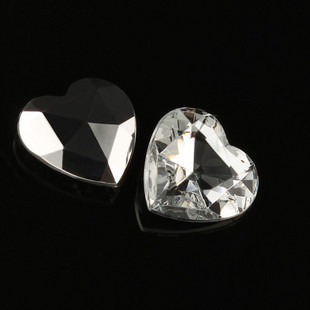 White Flat Bottom Heart Shape Diamond(Sold in per package of 30pcs)