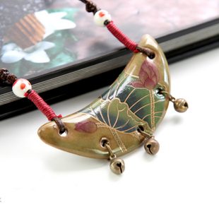 Ceramic Lotus Necklaces With Tintinnabulums