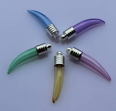 6MM Color-Plated Shark's Tooth (Assorted Colors)