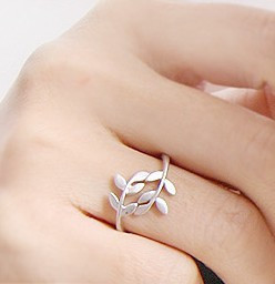 Double Leaf Rings