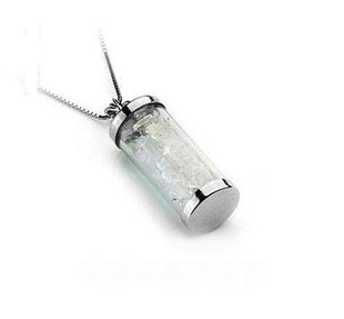 Natural Crystal Stone Wishing Bottle Necklaces(Assorted Colors)