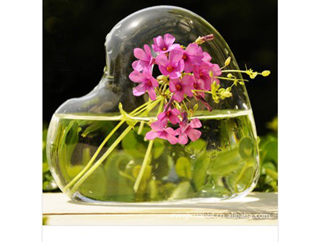 10x11/12X13CM Love heart shaped transparent Glass Vase