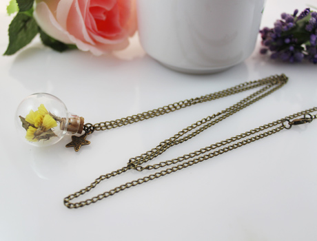 24.5MM Glass Globe Necklace