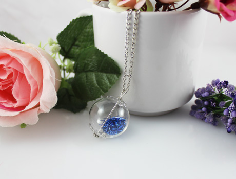 25MM Shining Thread Glass Globe Necklace
