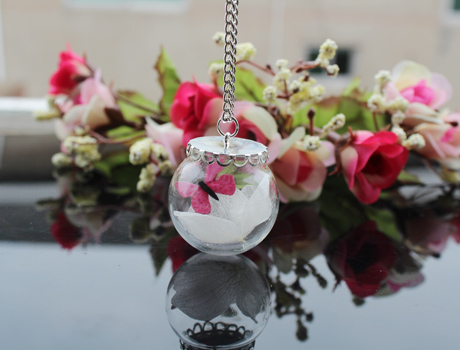 30MM Glass Globe Butterfly/Flower Necklace