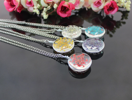 25MM Round Pressed Real Flower Necklace
