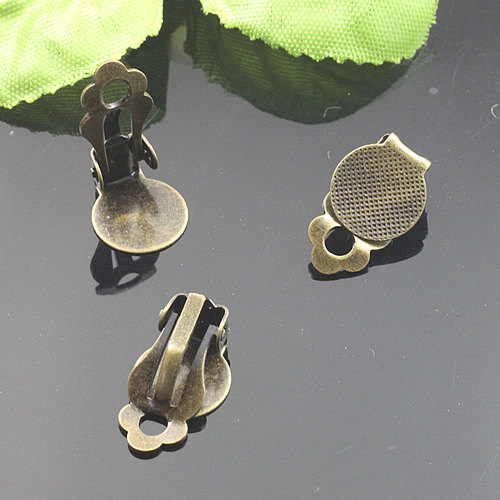 10mm Round Pad Antique bronze Flowers Ear Clips Hooks 
