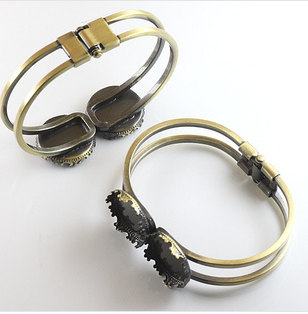 20MM Antique Brass Crown Bracelet Blank