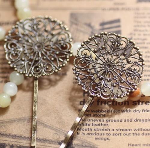 31MM Antiqued Bronze Ornate Round Hair Clips Bobby Pins