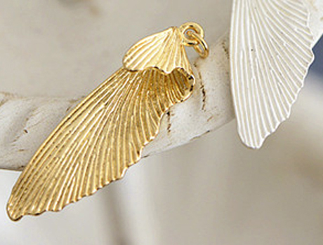 10X33MM Angel Wing Charms Pendants (Random)