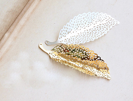 2X5CM Brass Leaf Charms (Assorted Colors)