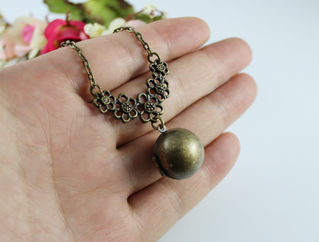 18MM Vintage Brass Ball Locket Necklace