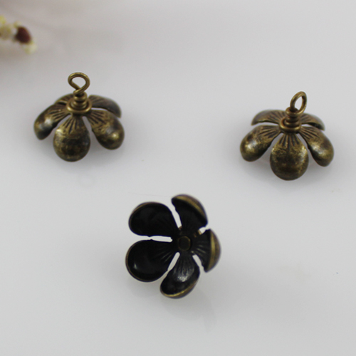Five Flower Shape Accessories Hollow Beads Spacer