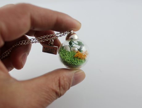 25MM Natural Beach in a Glass Globe Necklace